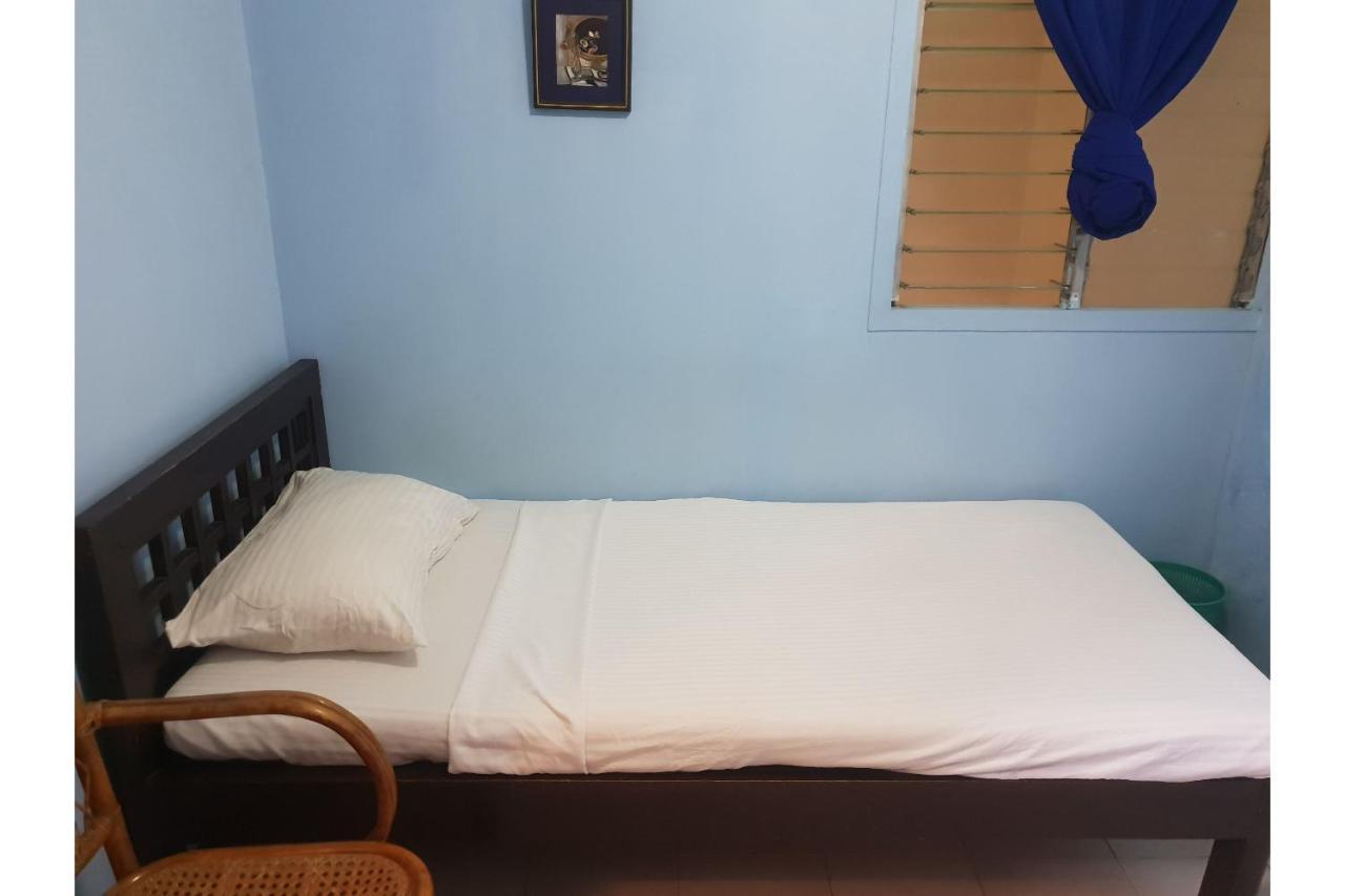 Saltimboca Tourist In Hotel Bacolod Kültér fotó