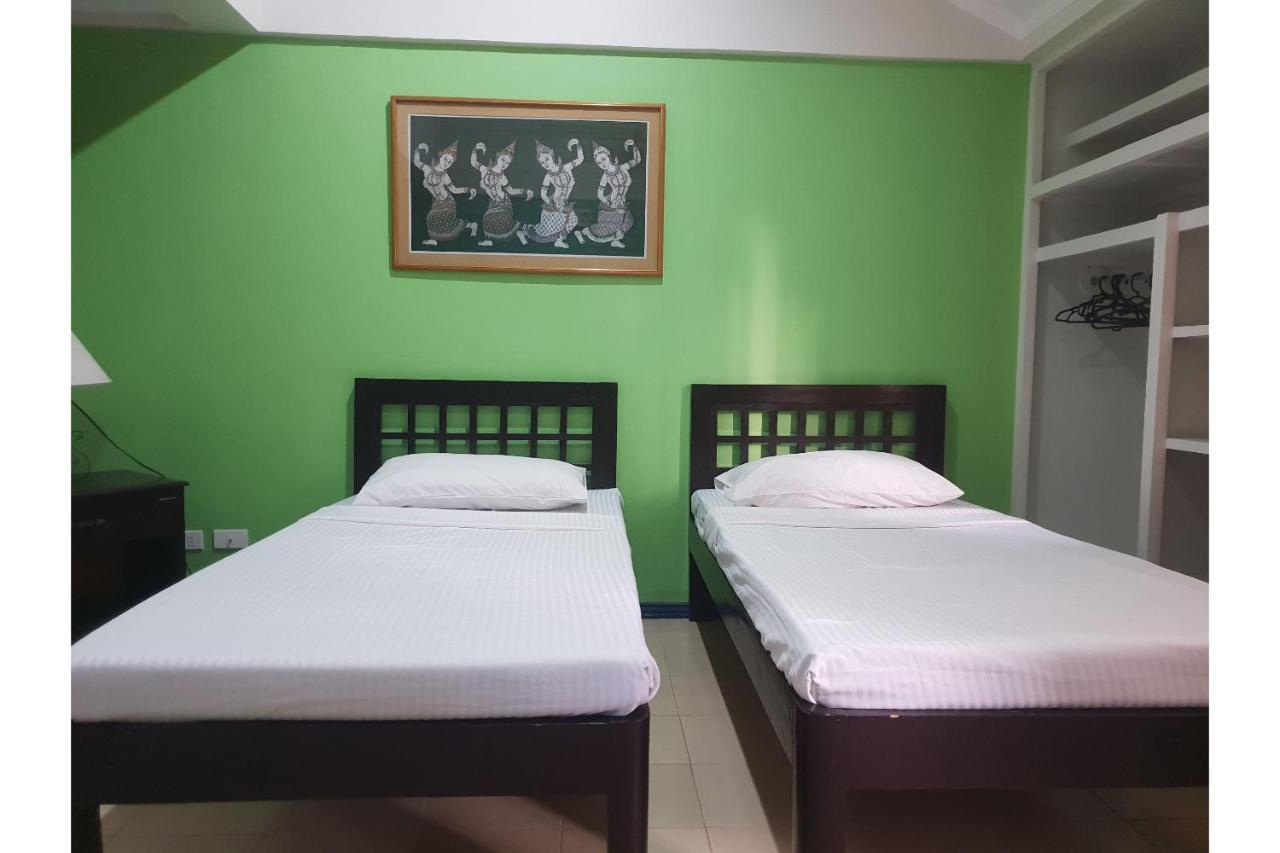 Saltimboca Tourist In Hotel Bacolod Kültér fotó
